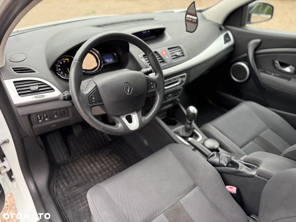 Renault Megane 1.6 16V Dynamique - 8