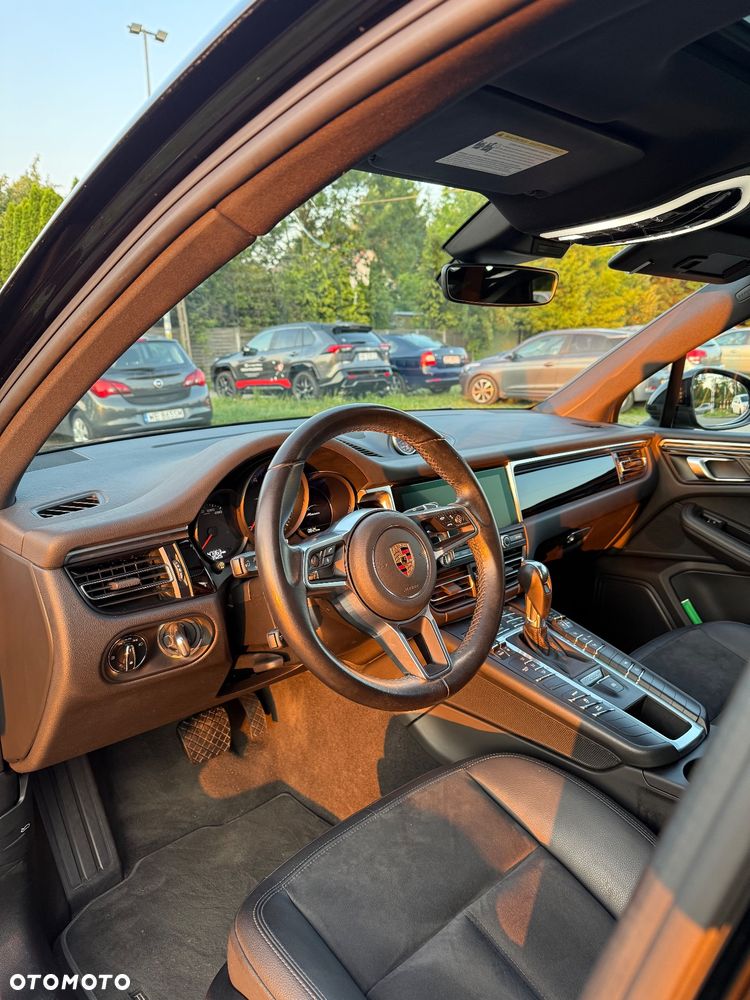 Porsche Macan Standard - 9