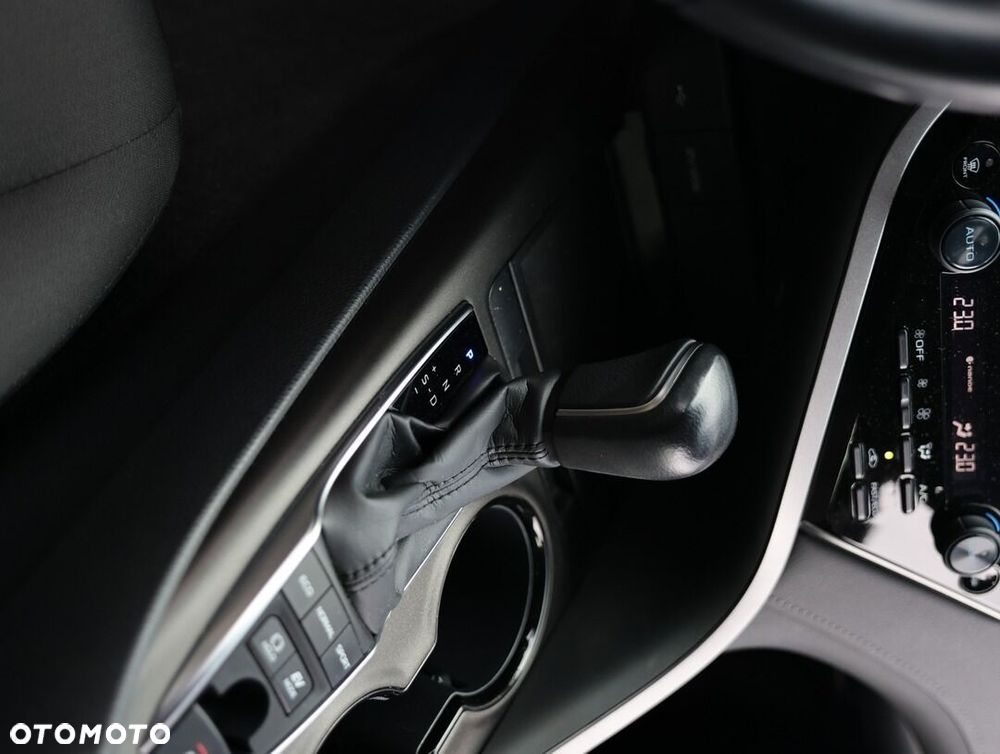 Toyota Camry 2023
