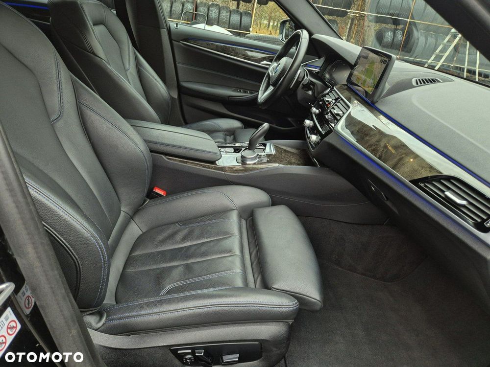 BMW Seria 5 - 36