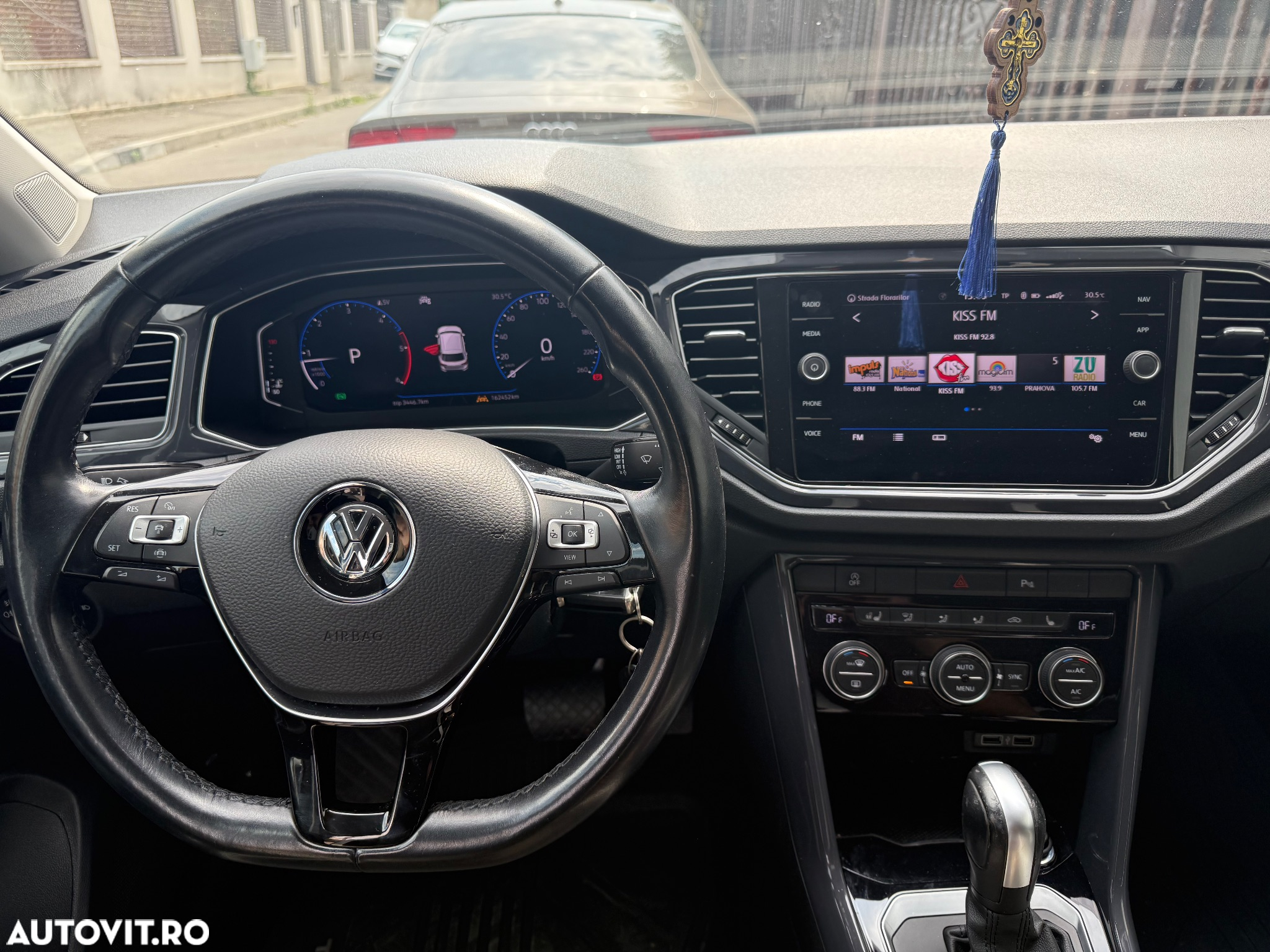 Volkswagen T-ROC 2.0 TDI 4Mot DSG Sport - 12