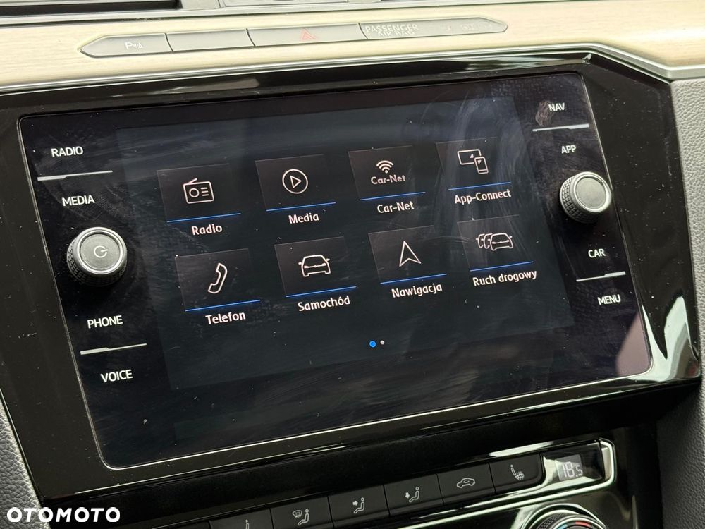 Volkswagen Passat 1.6 TDI SCR DSG - 31