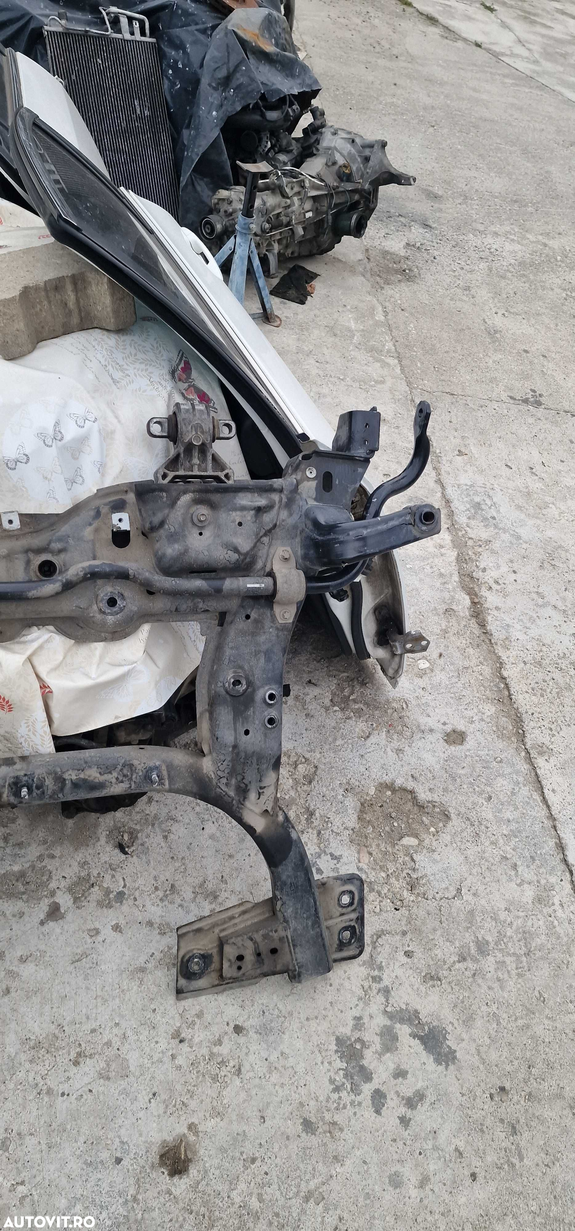 Jug Punte Fata Mercedes CLA C117 2.2CDI 2015 - 2