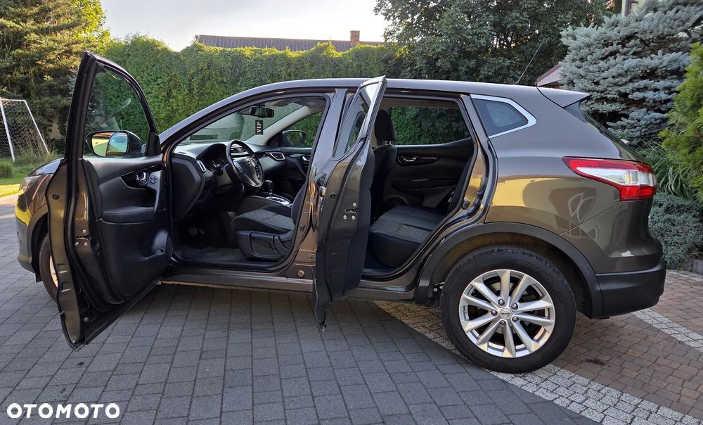 Nissan Qashqai 1.2 DIG-T Xtronic N-Connecta - 20