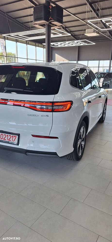 Geely Ex5 - 4