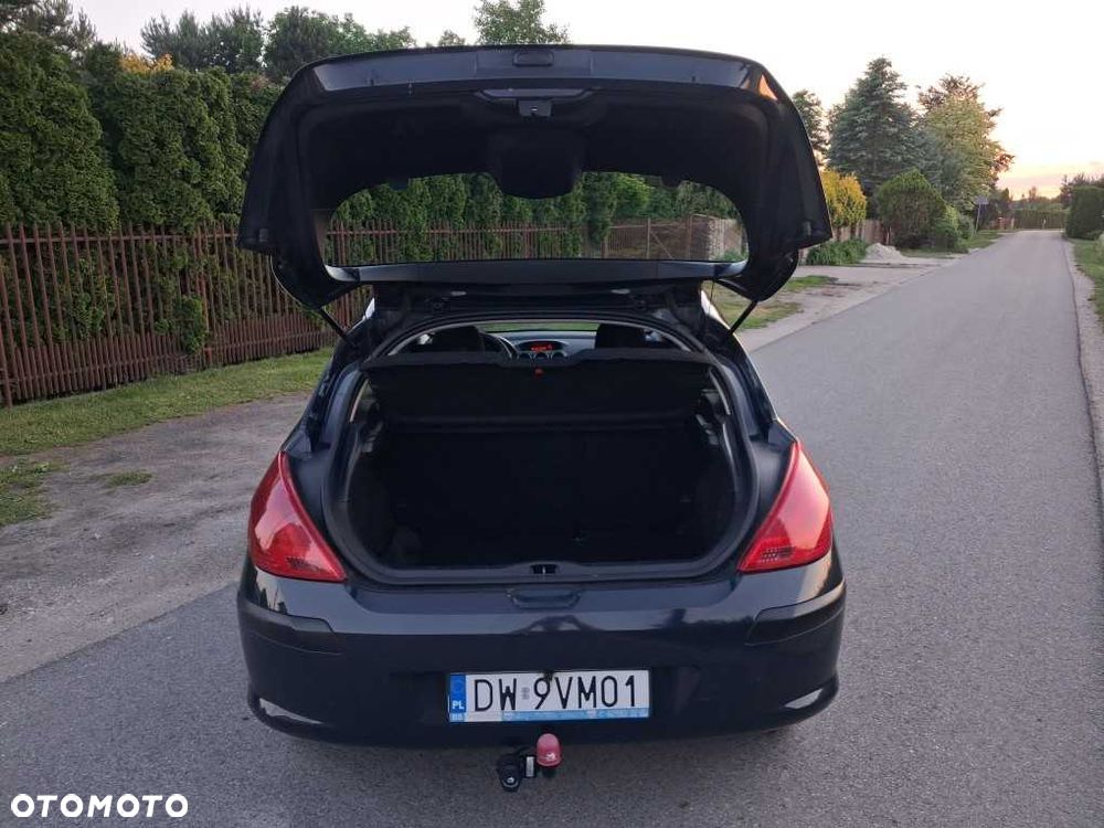 Peugeot 308 - 4