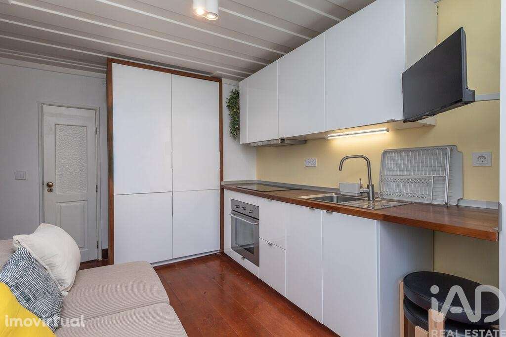Apartamento T2 em Santa Maria Maior - Grande imagem: 4/17
