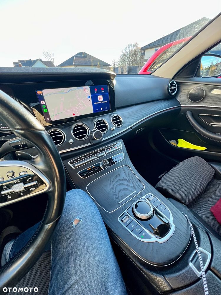 Mercedes-Benz Klasa E 220 d 4-Matic 9G-TRONIC - 17