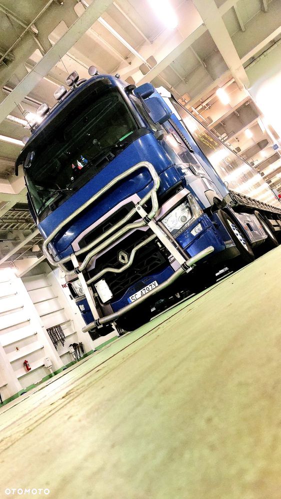 Renault t520 - 12