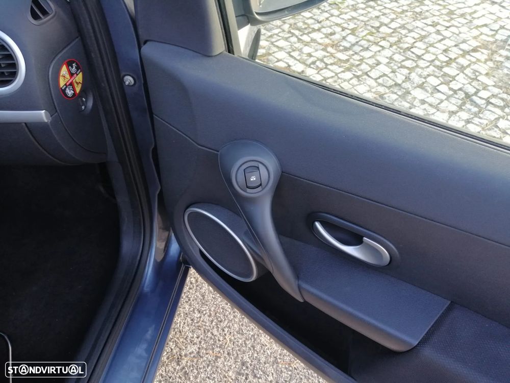 Renault Clio 1.5 dCi Dynamique - 12