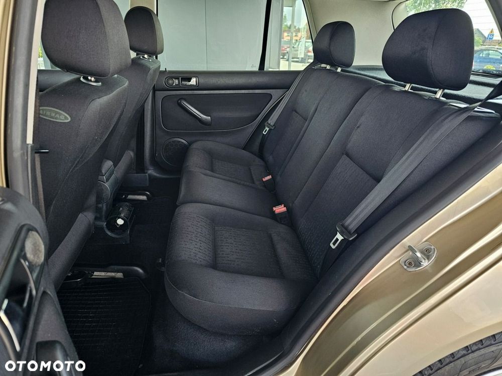 Volkswagen Golf - 21