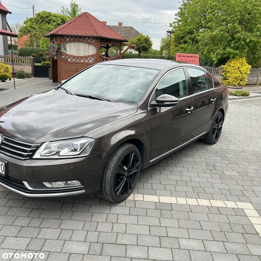 Volkswagen Passat 2.0 TDI Comfortline - 9