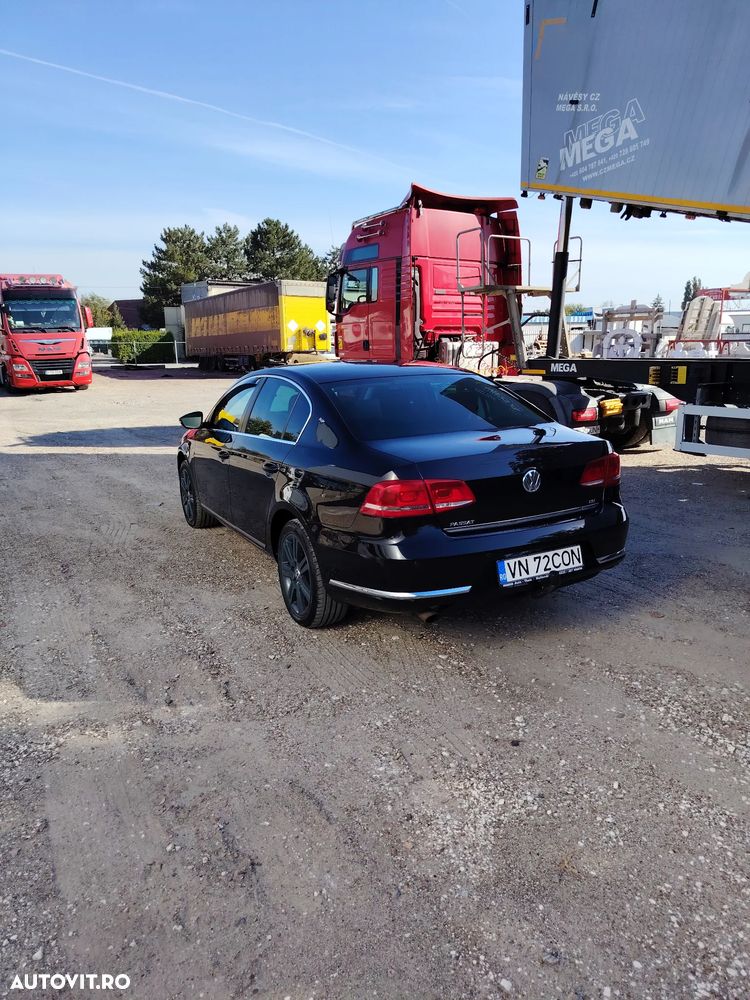 Volkswagen Passat - 11