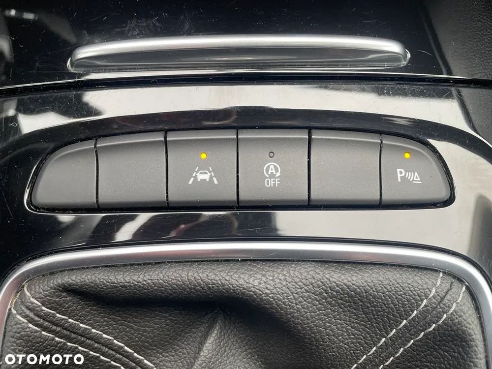 Opel Insignia - 16