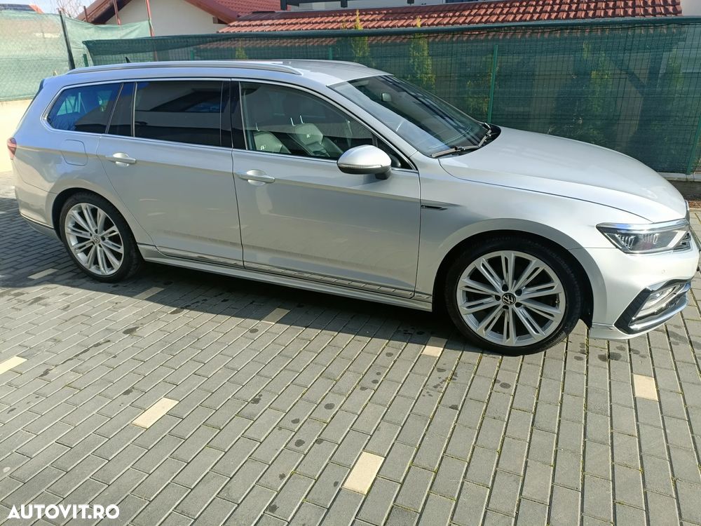 Volkswagen Passat Variant 2.0 TDI 4Mot DSG Highline - 26