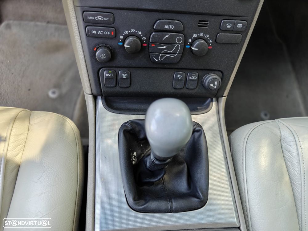 Volvo XC 90 2.4 D5 5L Summum - 35