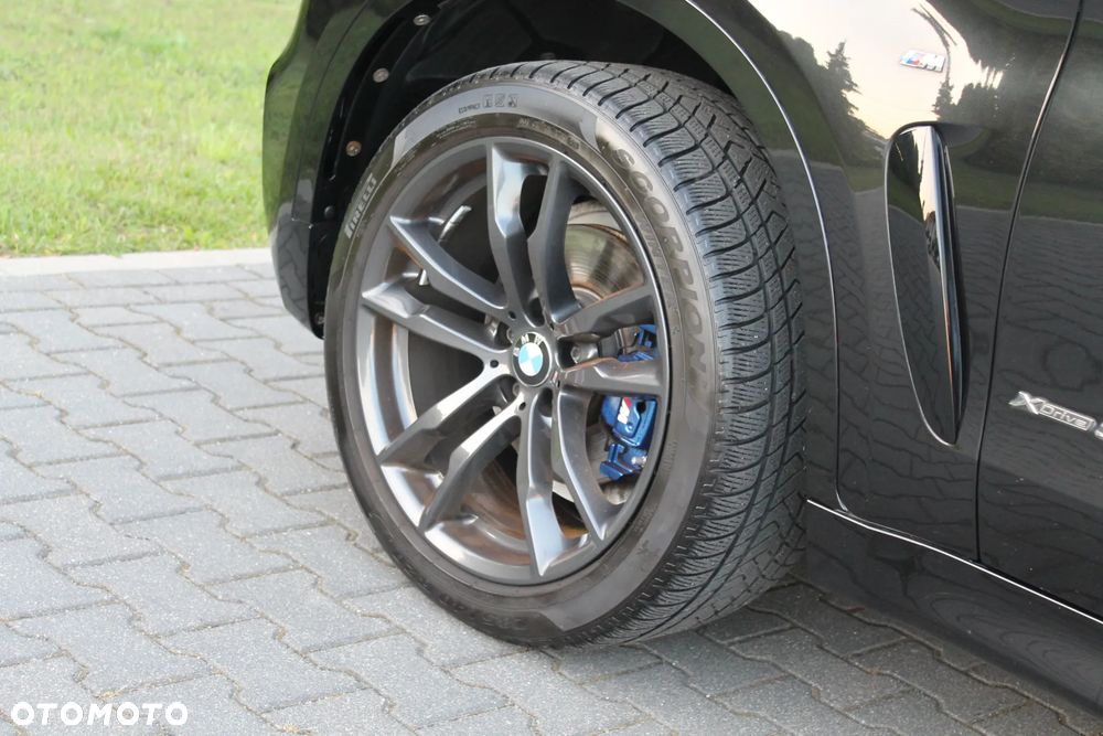 BMW X6 - 21