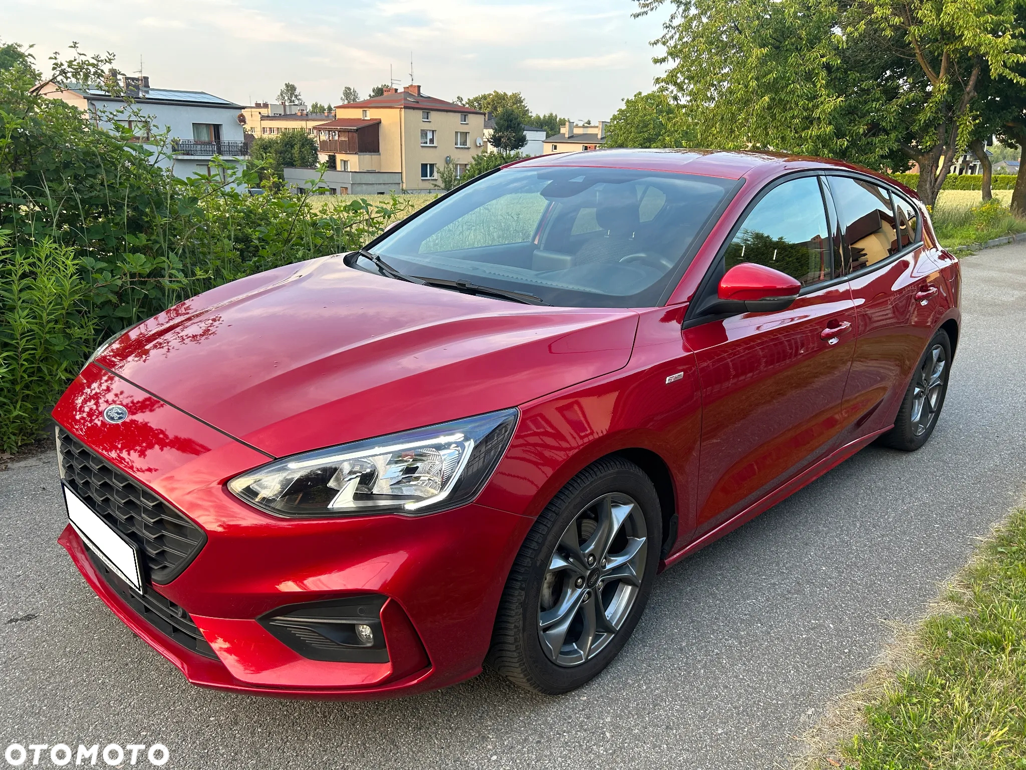 Ford Focus 1.0 EcoBoost Hybrid ST-LINE - 2