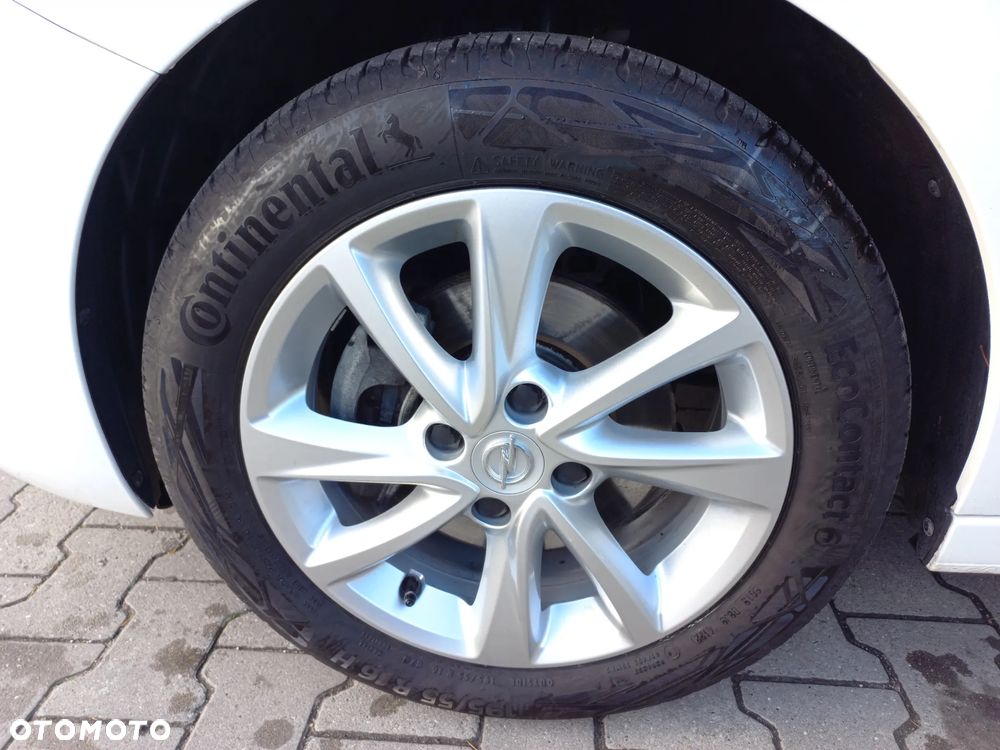 Opel Corsa 1.2 Elegance S&S - 9