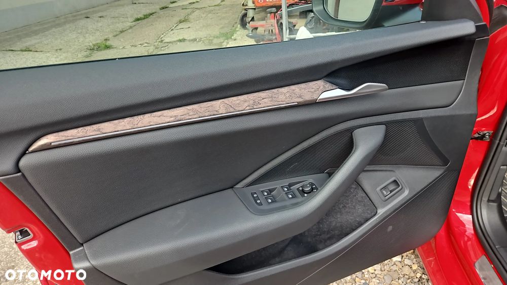 Skoda Superb 2.0 TSI 4x4 L&K DSG - 10
