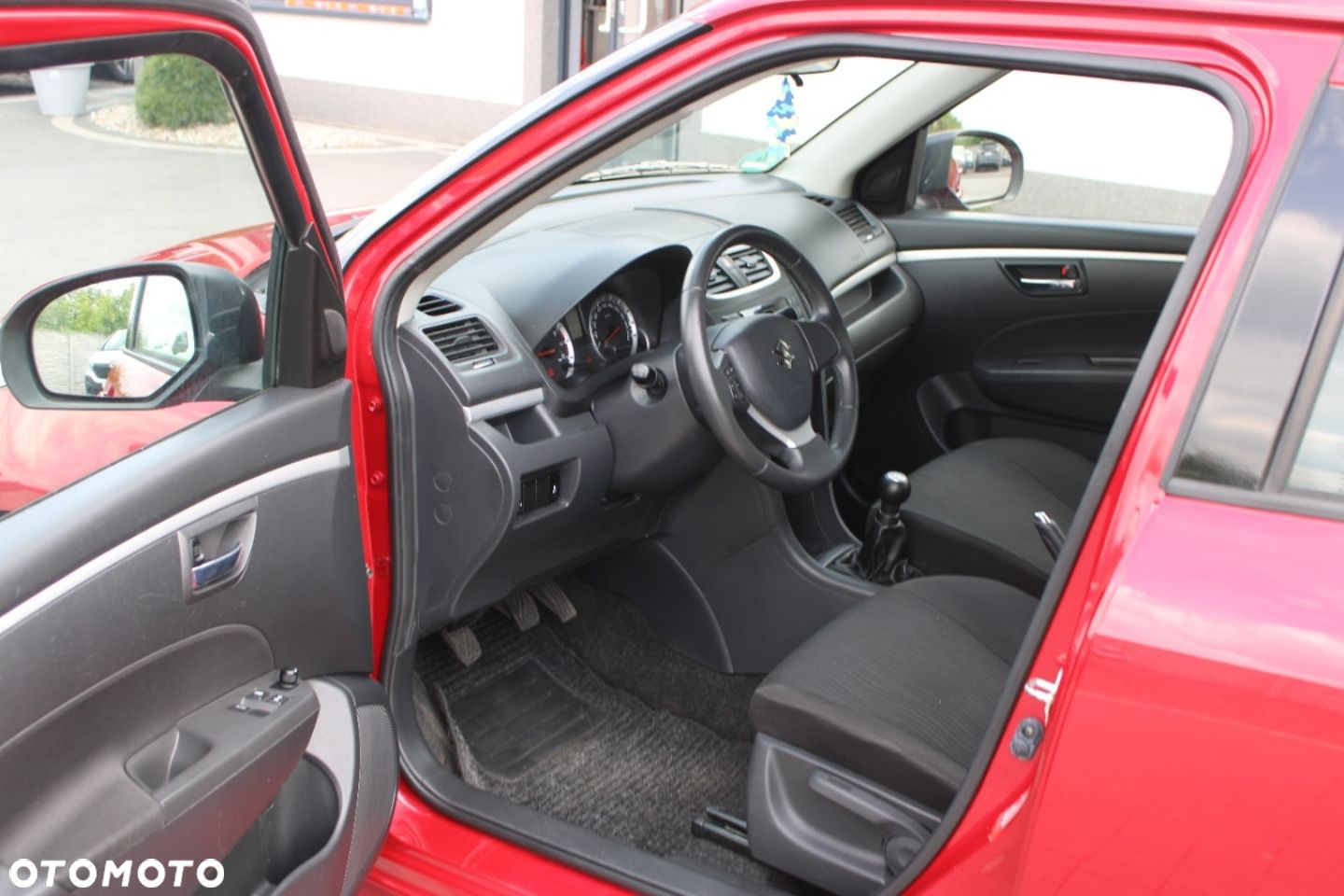 Suzuki Swift - 17
