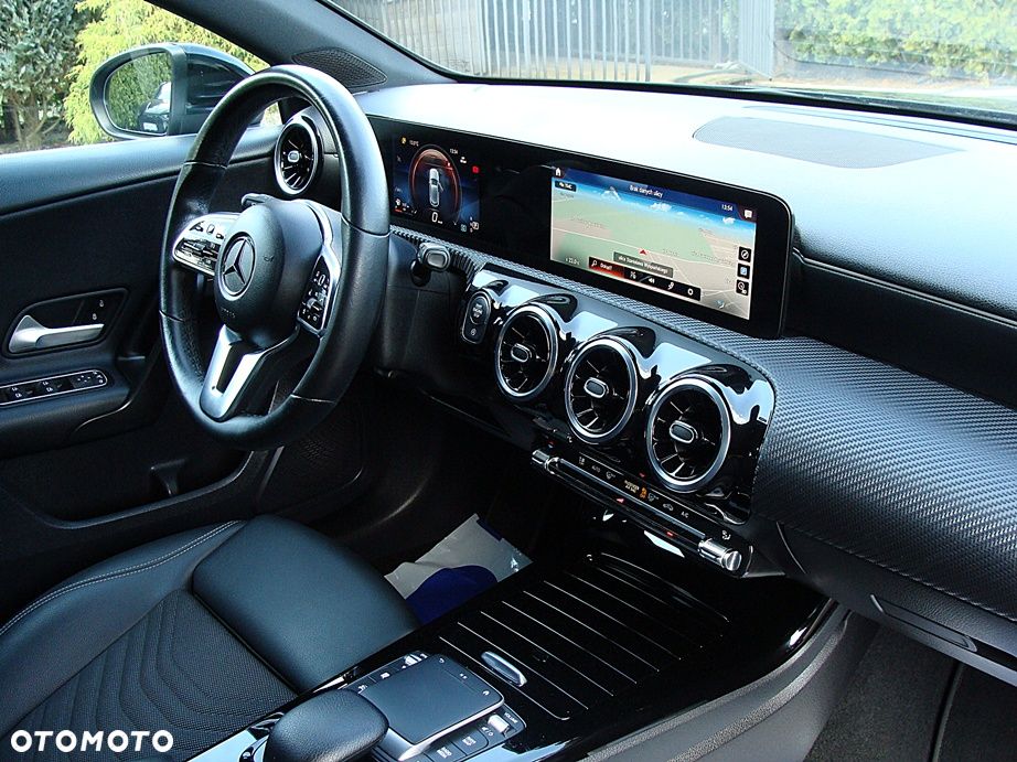 Mercedes-Benz Klasa A 180 d 8G-DCT Progressive - 11
