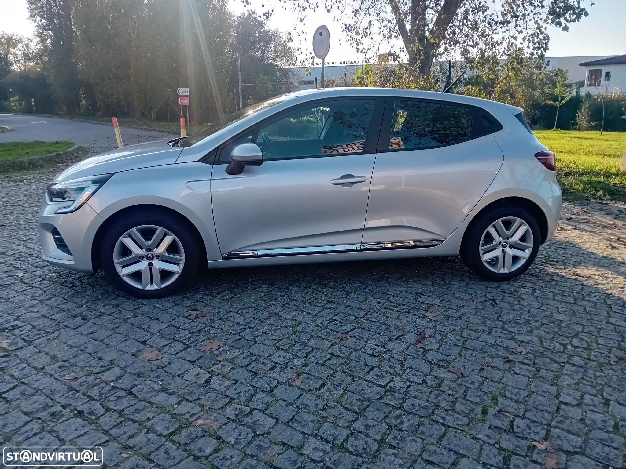 Renault Clio 0.9 TCe Limited Edition - 10