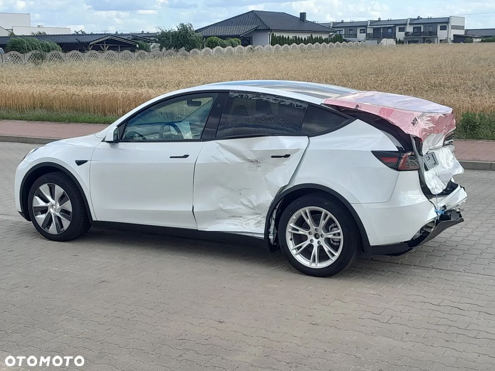 Tesla Model Y Standard - 5
