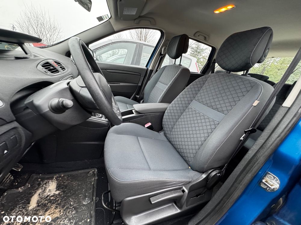 Renault Scenic 1.6 16V Expression - 34