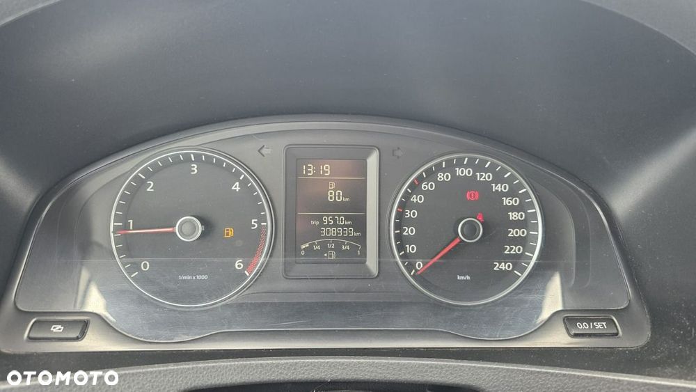 Volkswagen Transporter - 11