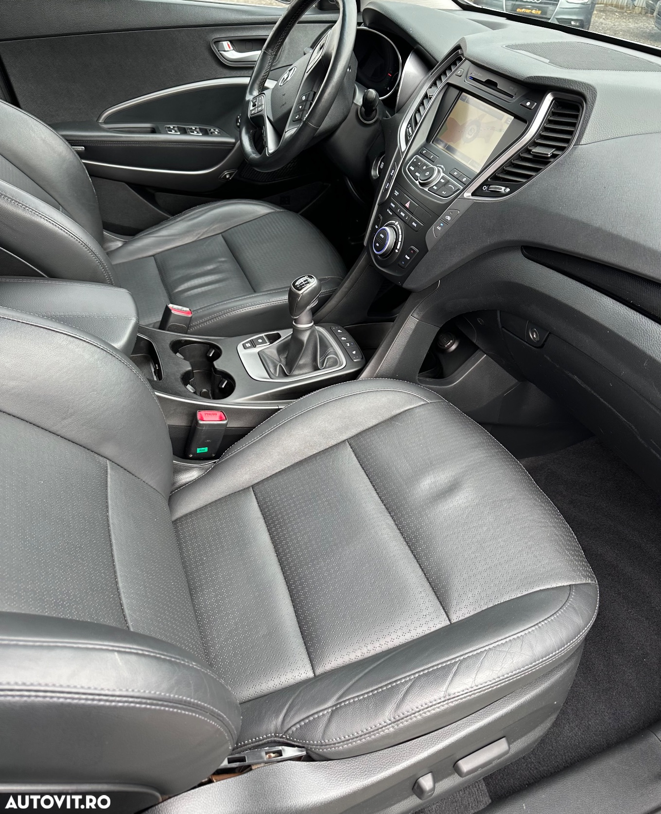 Hyundai Santa Fe 2.2 CRDi 4WD Premium - 8