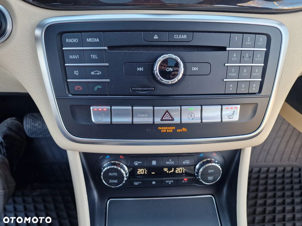 Mercedes-Benz CLA - 34