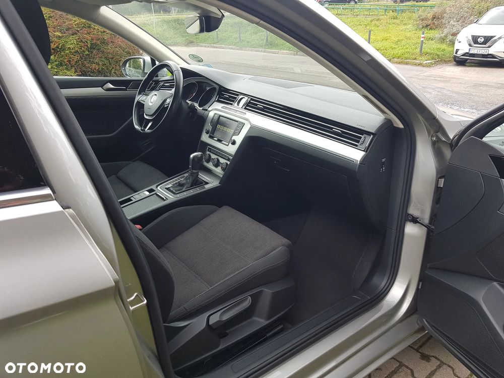 Volkswagen Passat 1.8 TSI BMT Comfortline DSG - 30