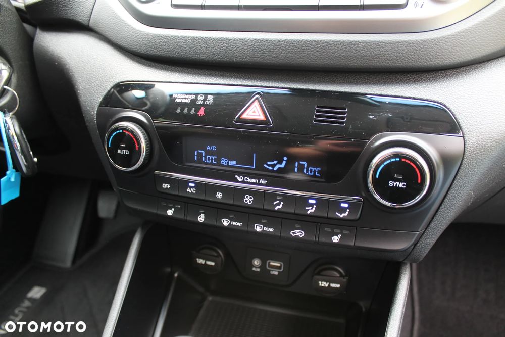 Hyundai Tucson 1.7 CRDI BlueDrive Style 2WD - 34