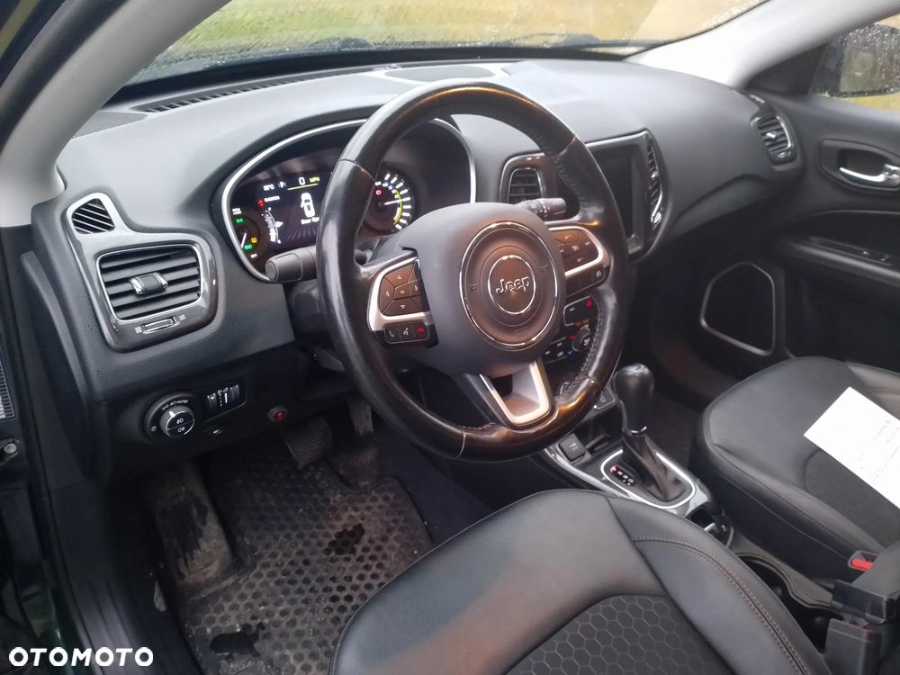 Jeep Compass - 19