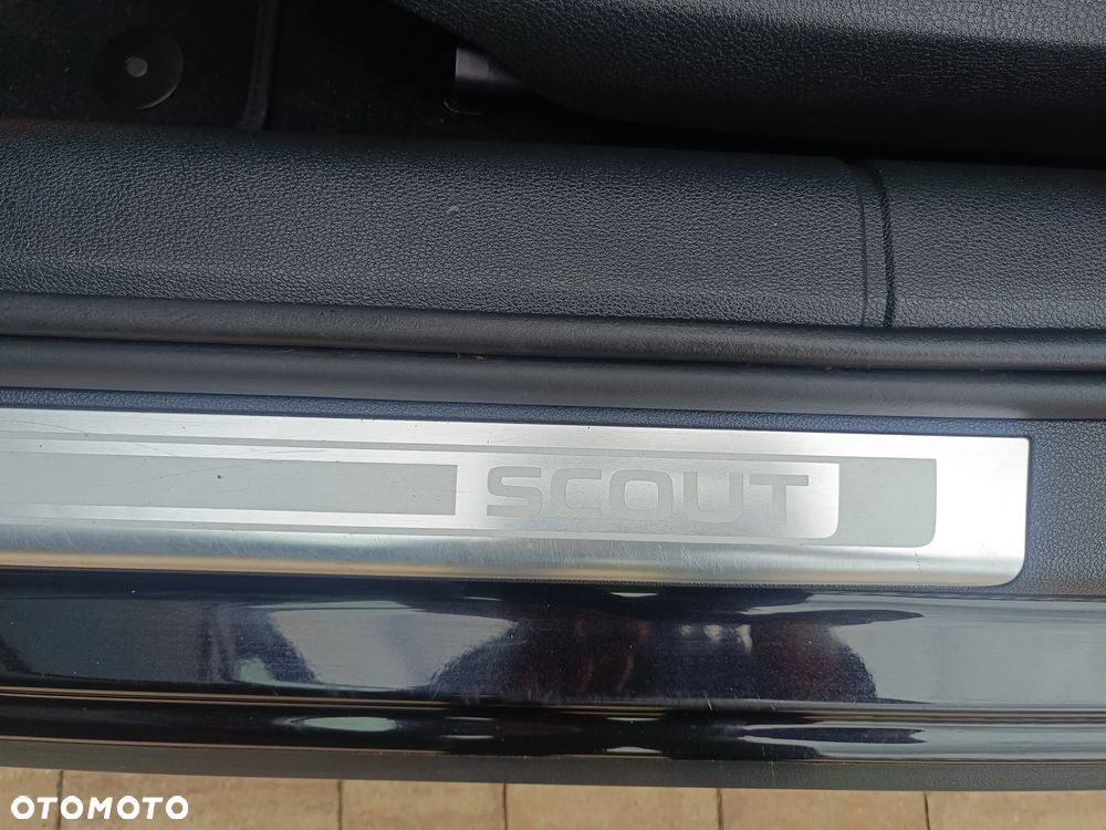 Skoda Octavia 2.0 TDI 4x4 DSG Scout - 26