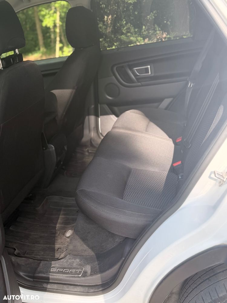 Land Rover Discovery Sport 2.0 D150 MHEV HSE - 7