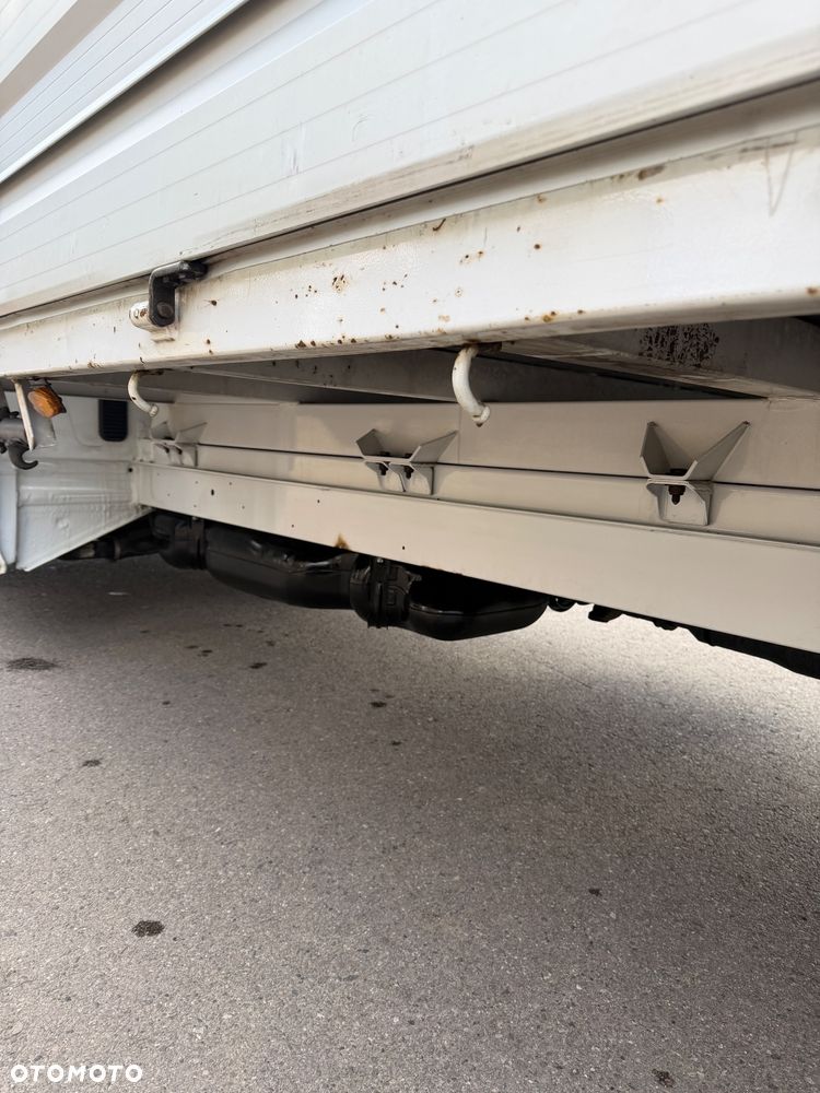 Mercedes-Benz Sprinter - 21