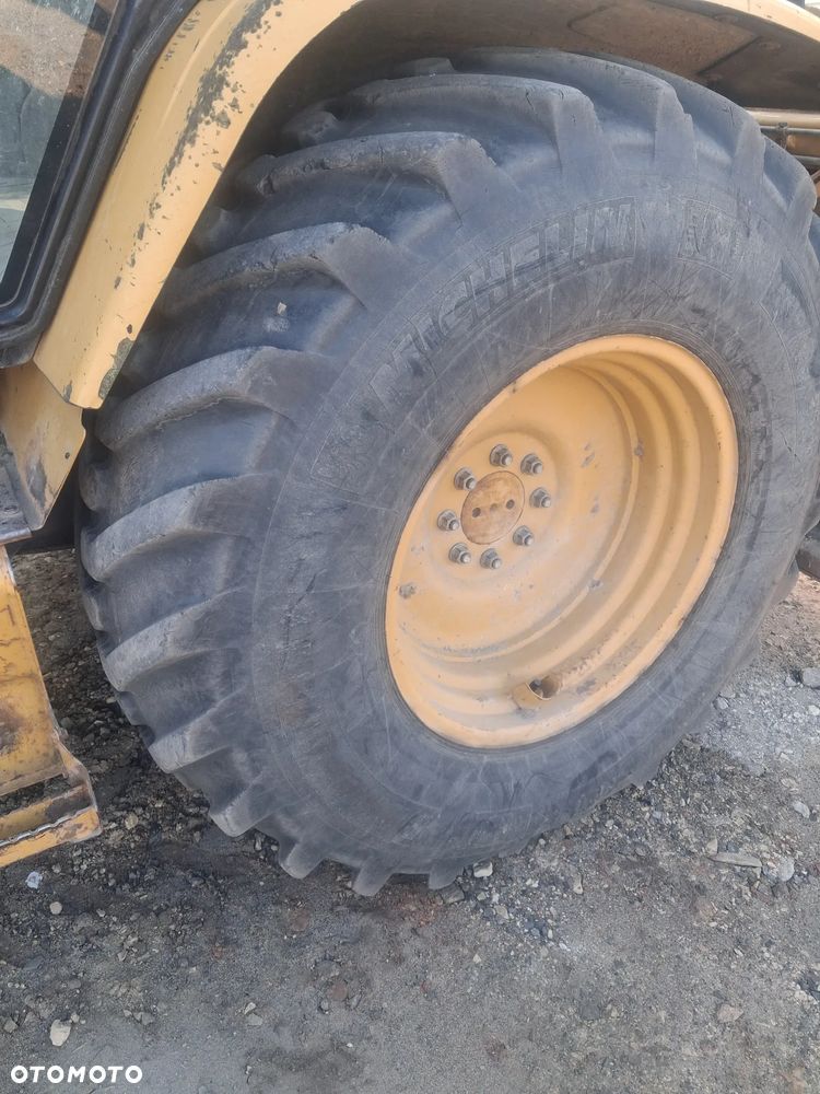 Caterpillar 428D - 7