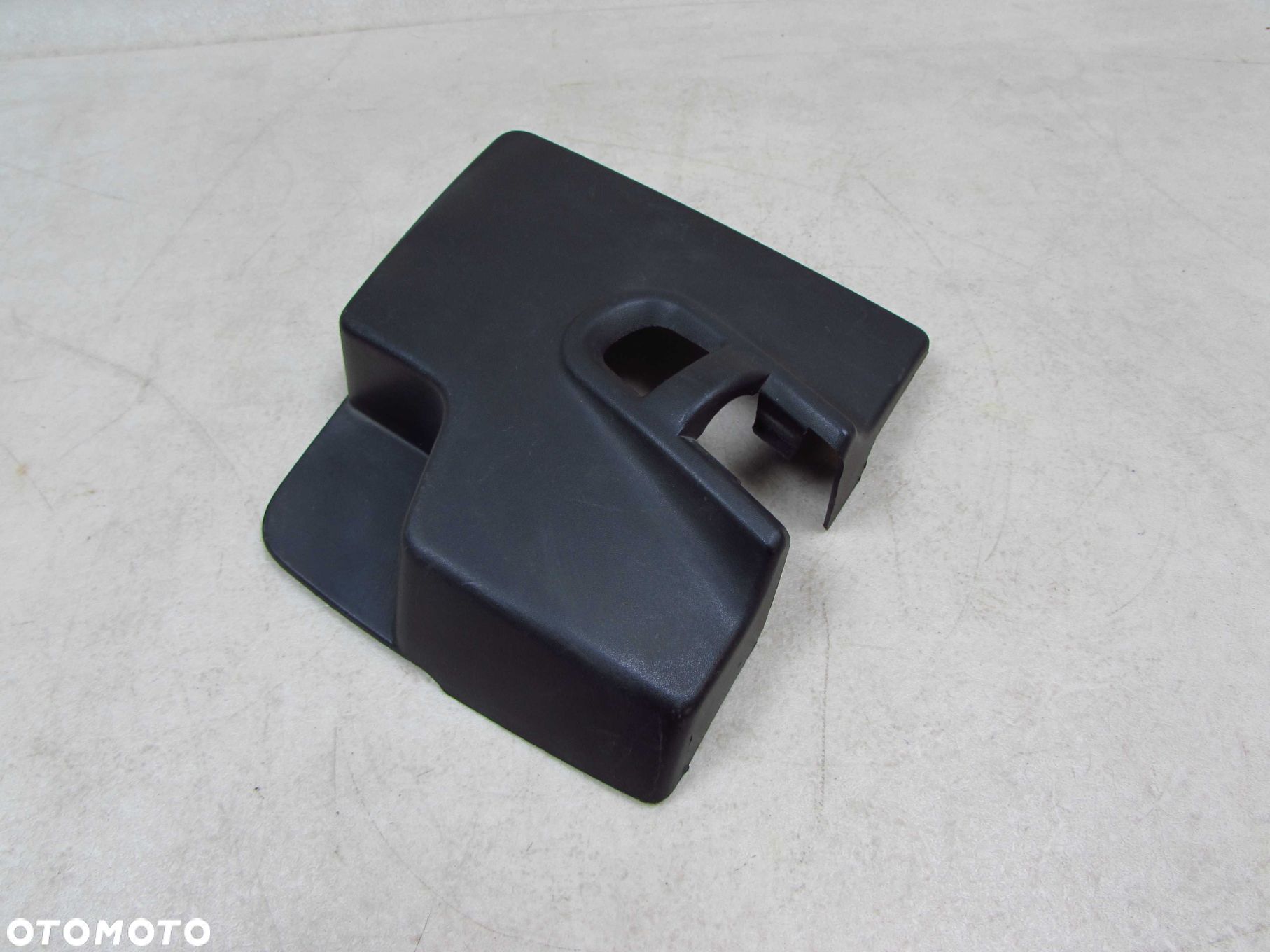 VOLVO C70 II 06-13 OSLONA ROZPORKI KIELICHOW 30741192 30741191 - 1