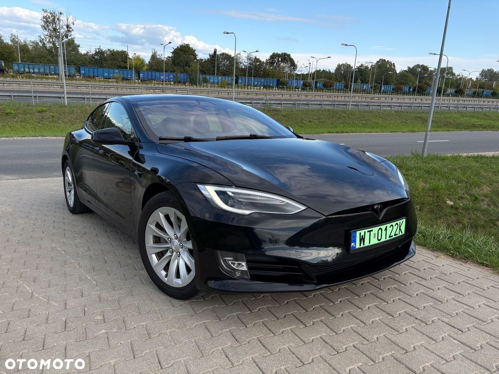 Tesla Model S - 13