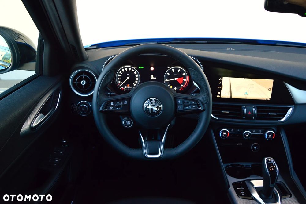 Alfa Romeo Giulia 2.0 Turbo Veloce TI Q4 - 24