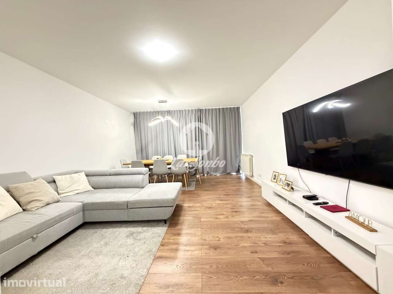 T2 com Lugar de Garagem e Terraço a 700m da Praia, Azurara | Vila d...