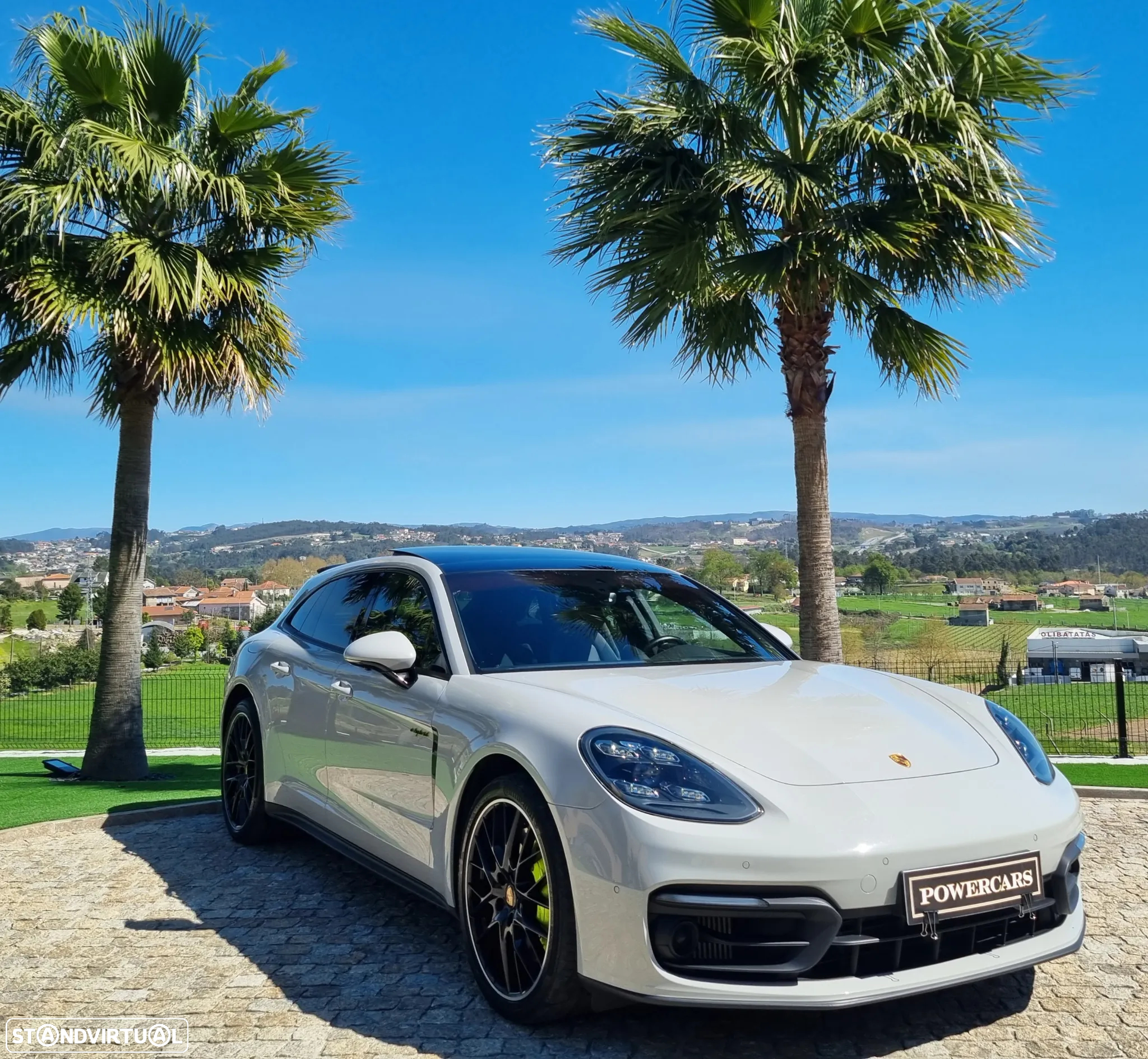 Porsche Panamera Sport Turismo 4 E-Hybrid - 16