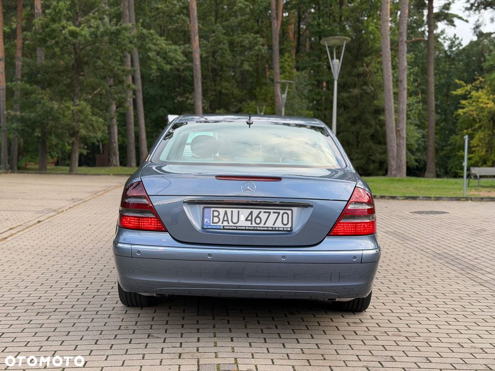 Mercedes-Benz Klasa E - 4