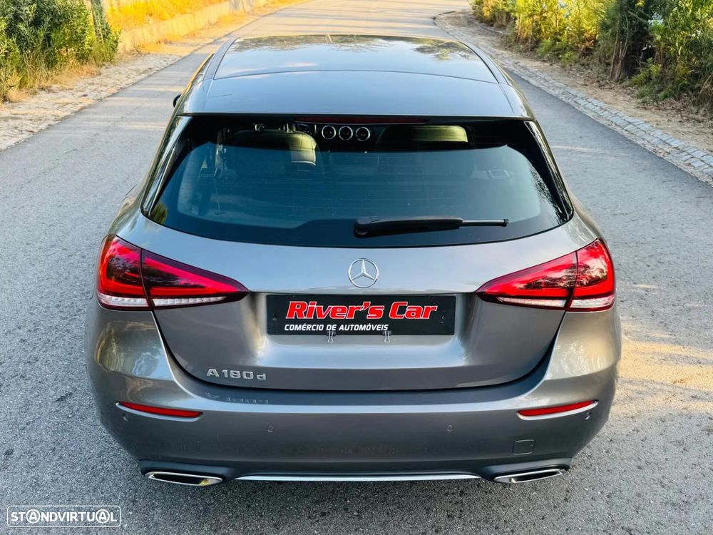 Mercedes-Benz A 180 d 7G-DCT Progressive - 12