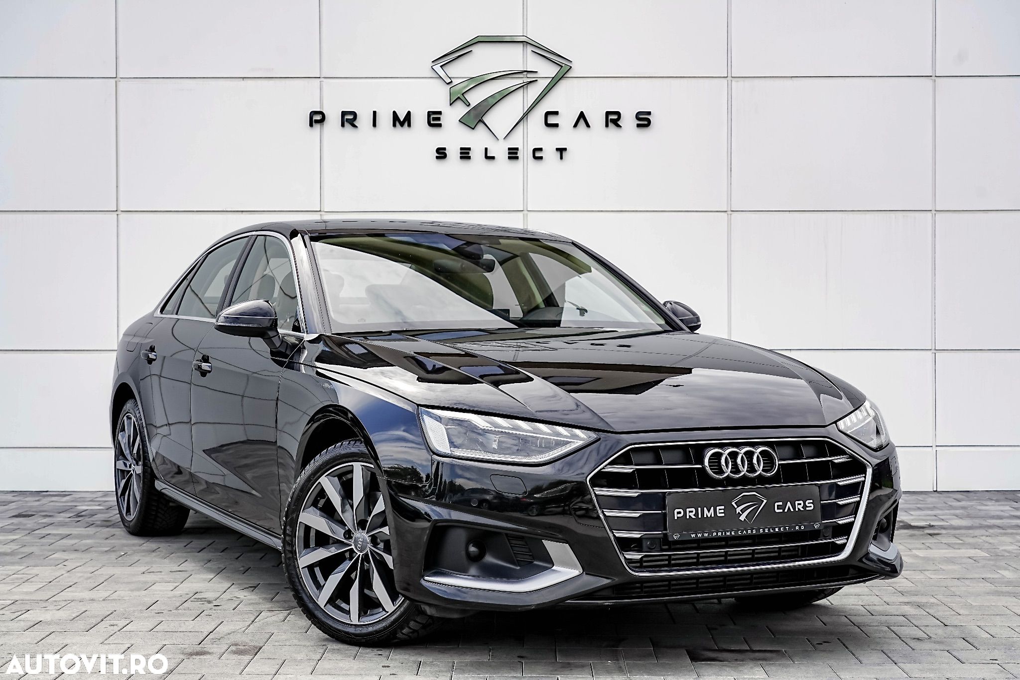 Audi A4 40 TFSI S tronic design - 1