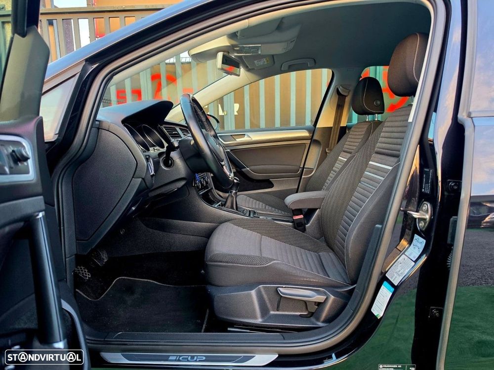 VW Golf - 21