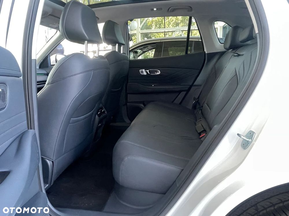Geely Starray - 6