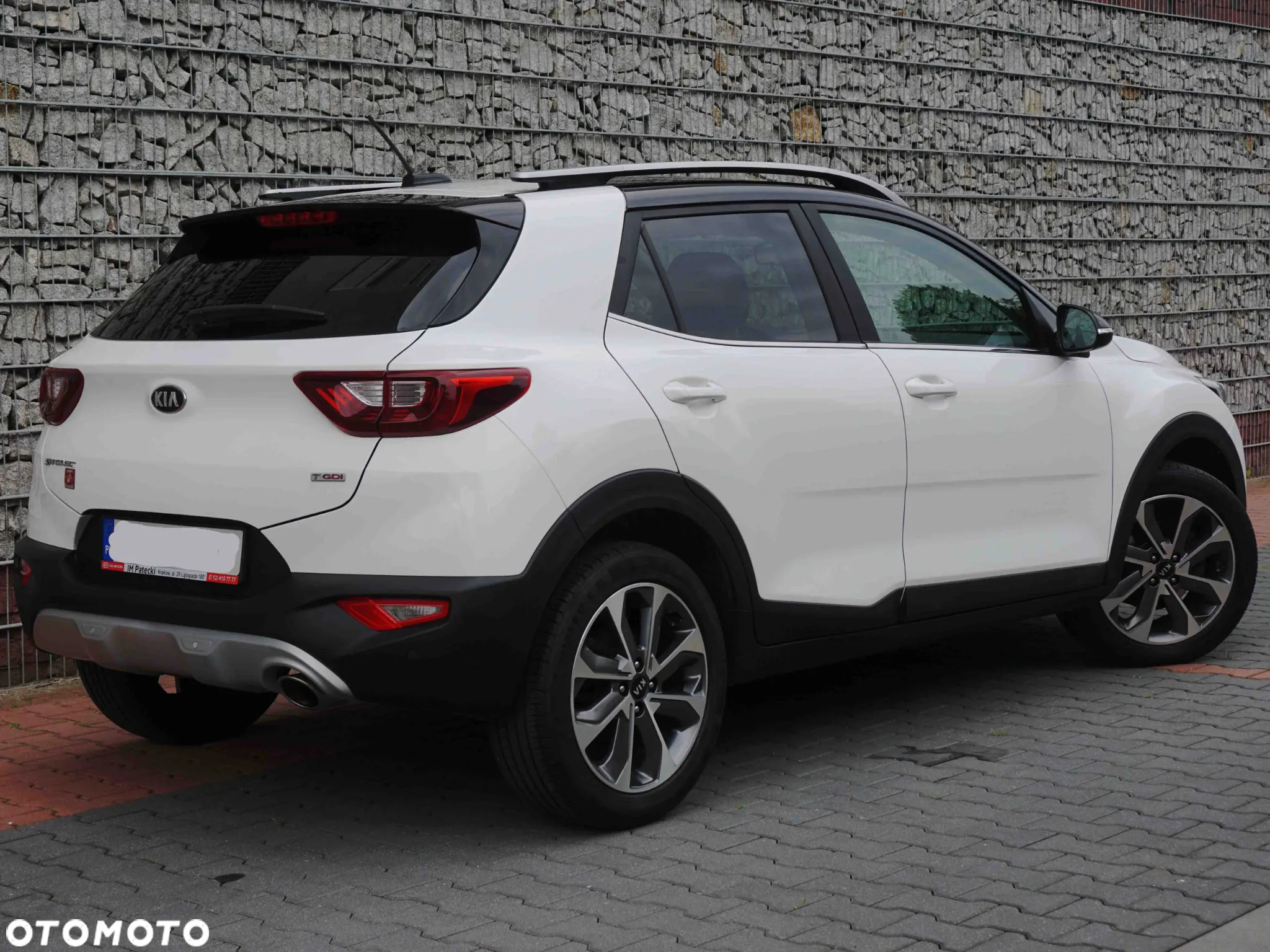 Kia Stonic 1.0 T-GDI L - 2